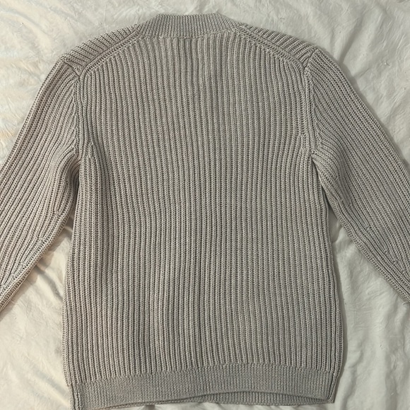 Aritzia Babaton V Neck Sweater - Picture 3 of 3